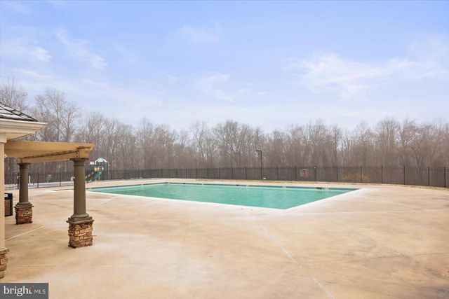 555 COUNTRYSIDE RD, Seven Valleys, PA 17360