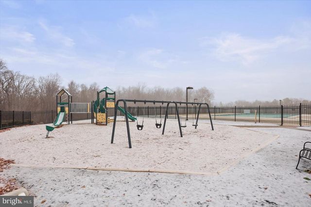 555 COUNTRYSIDE RD, Seven Valleys, PA 17360