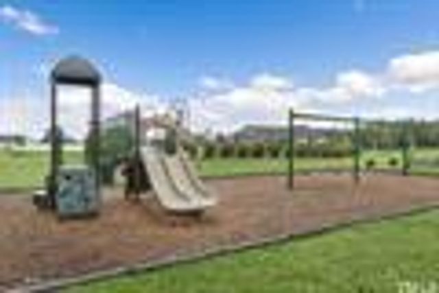 504 Barbour Farm Lane, Four Oaks, NC 27524