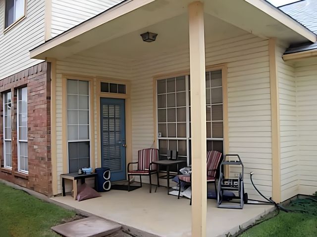 1331 Overlook Drive, Lewisville, TX 75067