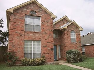 1331 Overlook Drive, Lewisville, TX 75067