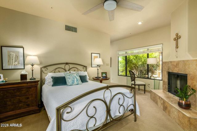 7280 E MARY SHARON Drive, Scottsdale, AZ 85266