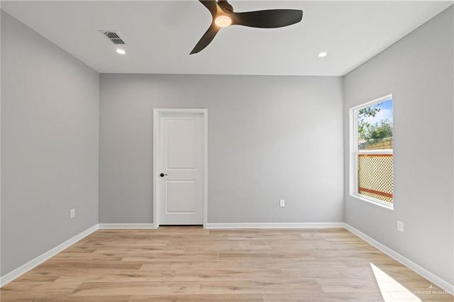 405 W Huisache Street, Weslaco, TX 78596