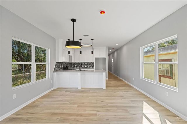 405 W Huisache Street, Weslaco, TX 78596