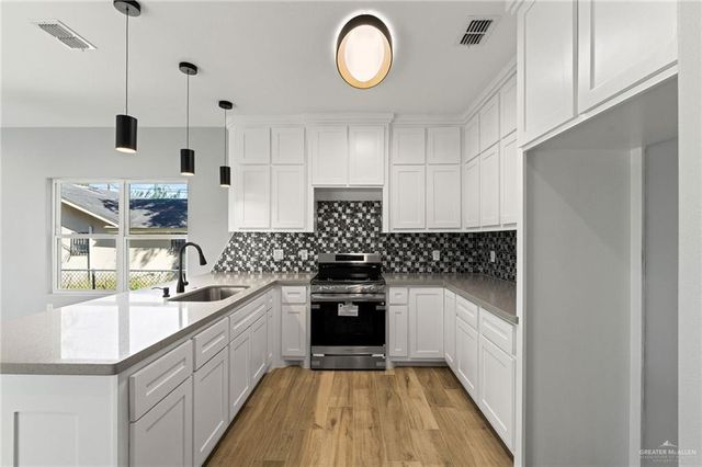 405 W Huisache Street, Weslaco, TX 78596