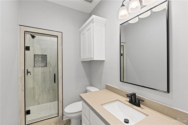 405 W Huisache Street, Weslaco, TX 78596