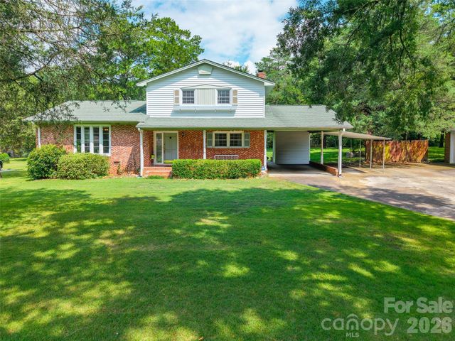 752 Cedar Lane, Chester, SC 29706