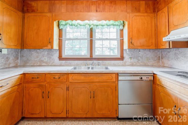 752 Cedar Lane, Chester, SC 29706