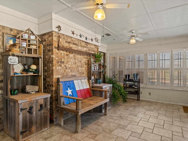 389 COUNTY ROAD 1913, Linden, TX 75563