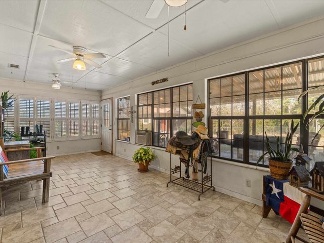 389 COUNTY ROAD 1913, Linden, TX 75563