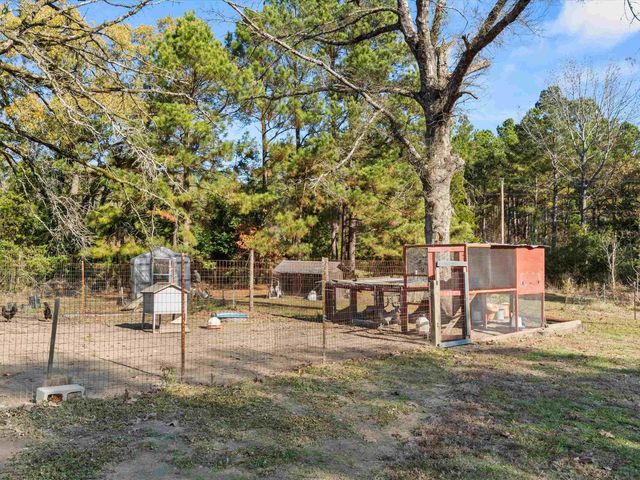 389 COUNTY ROAD 1913, Linden, TX 75563