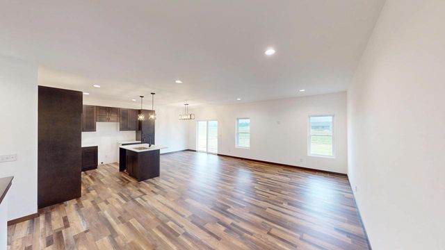 1222 Leo DRIVE, Holmen, WI 54636