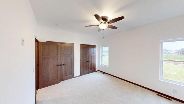 1222 Leo DRIVE, Holmen, WI 54636