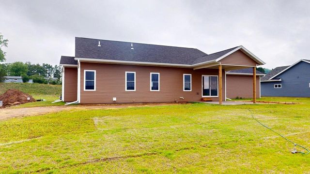 1222 Leo DRIVE, Holmen, WI 54636