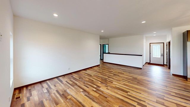 1222 Leo DRIVE, Holmen, WI 54636
