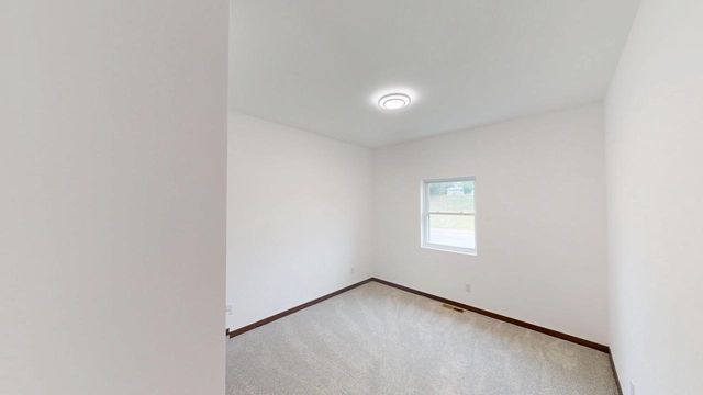 1222 Leo DRIVE, Holmen, WI 54636