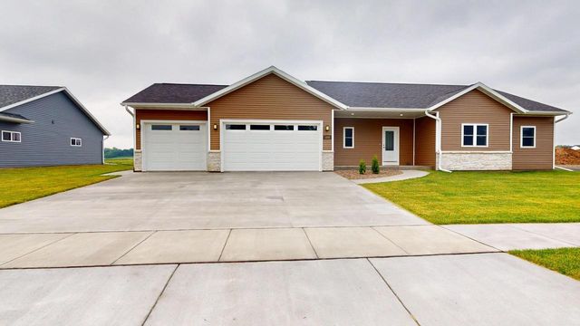 1222 Leo DRIVE, Holmen, WI 54636