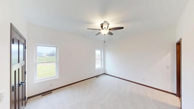 1222 Leo DRIVE, Holmen, WI 54636