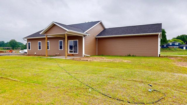 1222 Leo DRIVE, Holmen, WI 54636