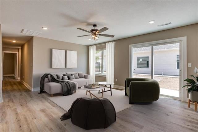 1629 S Limuel St, Wichita, KS 67235