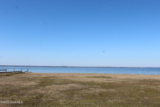 315 Newberry Landing, Roper, NC 27970