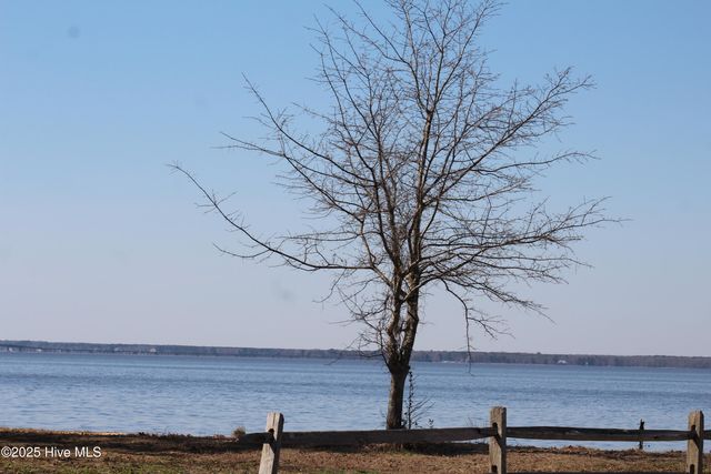 315 Newberry Landing, Roper, NC 27970