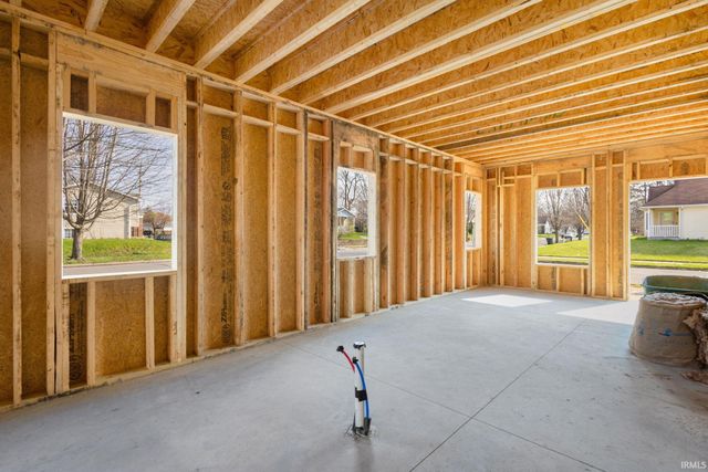 581 N Arthur Street, South Bend, IN 46617