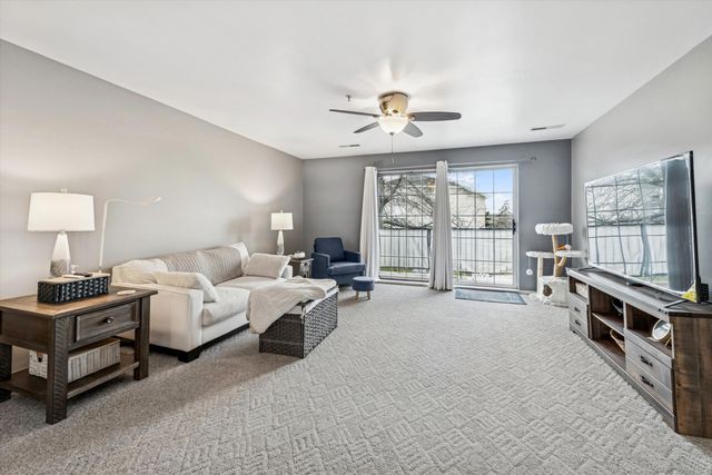 400 Sturdy Road 8a, Valparaiso, IN 46383