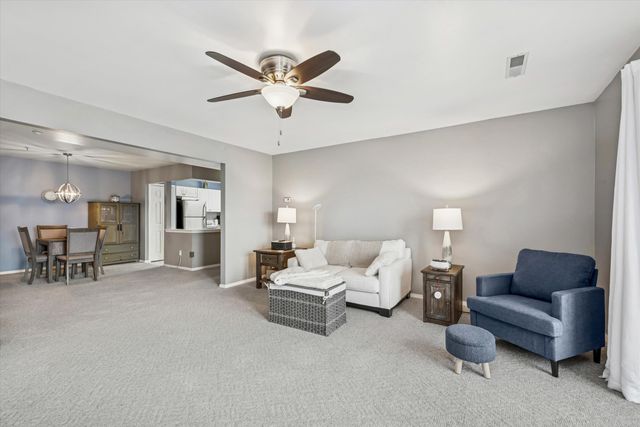 400 Sturdy Road 8a, Valparaiso, IN 46383