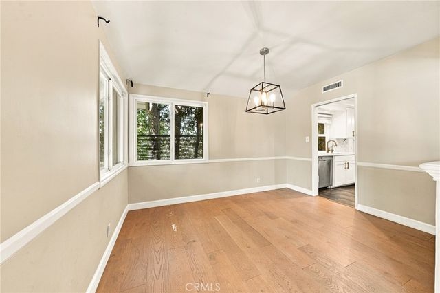 13047 Magnolia Boulevard, Sherman Oaks, CA 91423