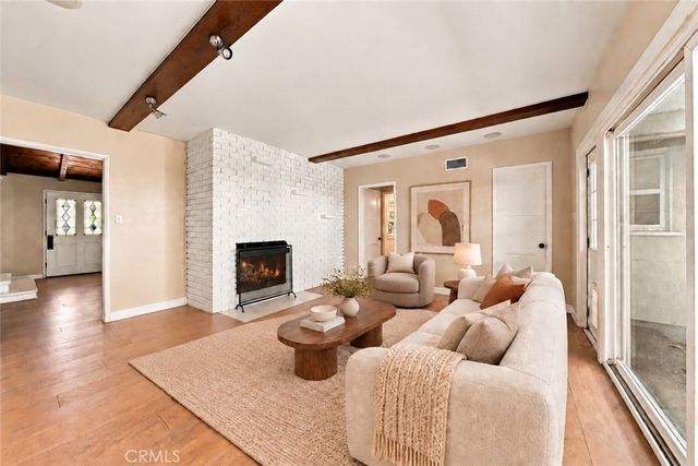 13047 Magnolia Boulevard, Sherman Oaks, CA 91423