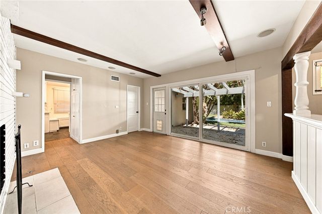 13047 Magnolia Boulevard, Sherman Oaks, CA 91423