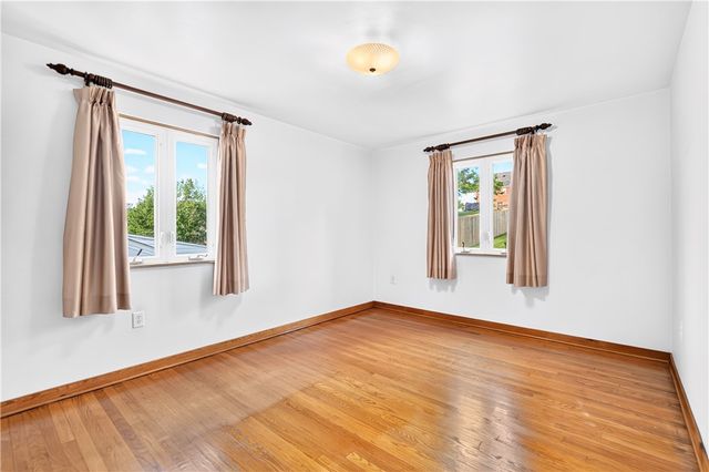210 Dicio St, North Strabane, PA 15317