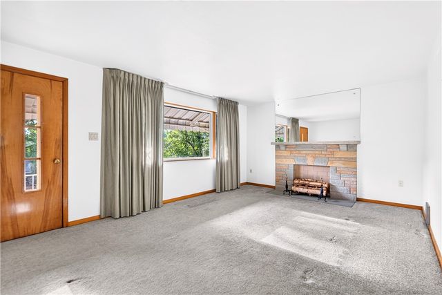 210 Dicio St, North Strabane, PA 15317