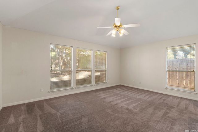 2207 Encino Dew, San Antonio, TX 78259