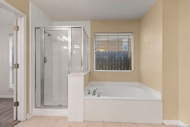 2207 Encino Dew, San Antonio, TX 78259