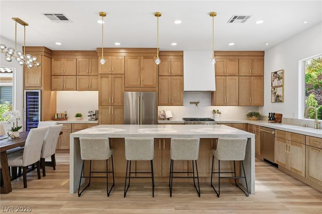 65 Twilight Rose Street, Las Vegas, NV 89138