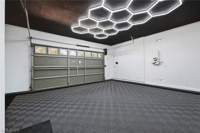 65 Twilight Rose Street, Las Vegas, NV 89138