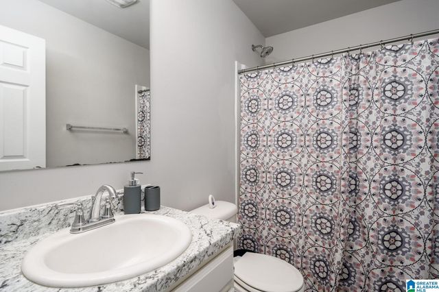 295 OAK LEAF CIRCLE, Pell City, AL 35125
