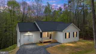 358 HEMLOCK LN, Mineral, VA 23117