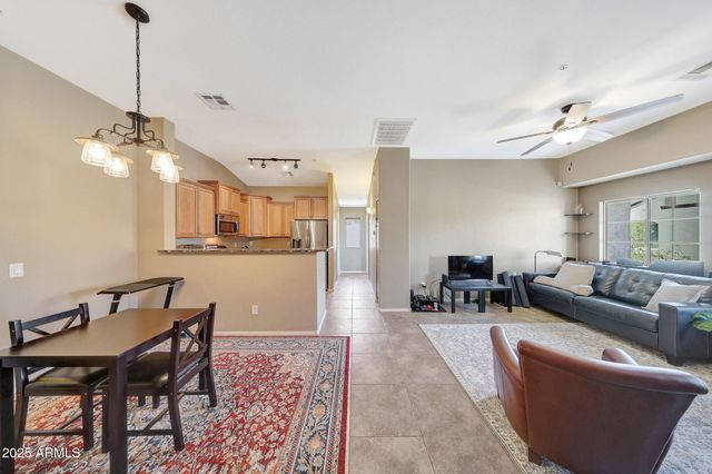 2725 E MINE CREEK Road 2058, Phoenix, AZ 85024