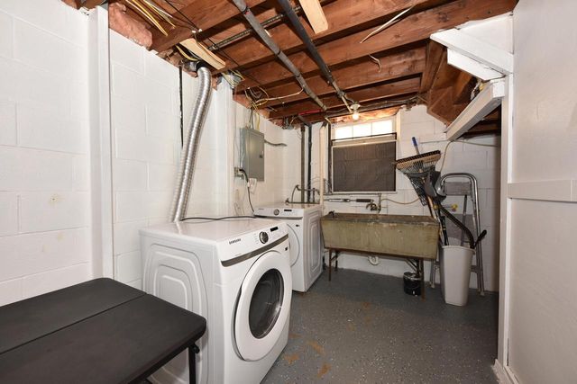 5556 N 54th STREET, Milwaukee, WI 53218