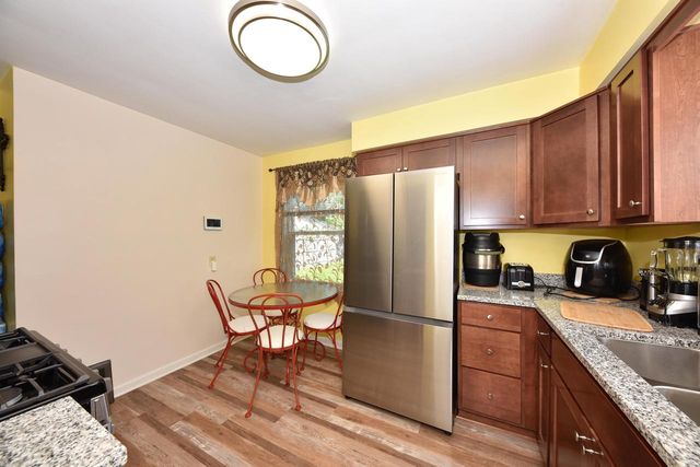 5556 N 54th STREET, Milwaukee, WI 53218