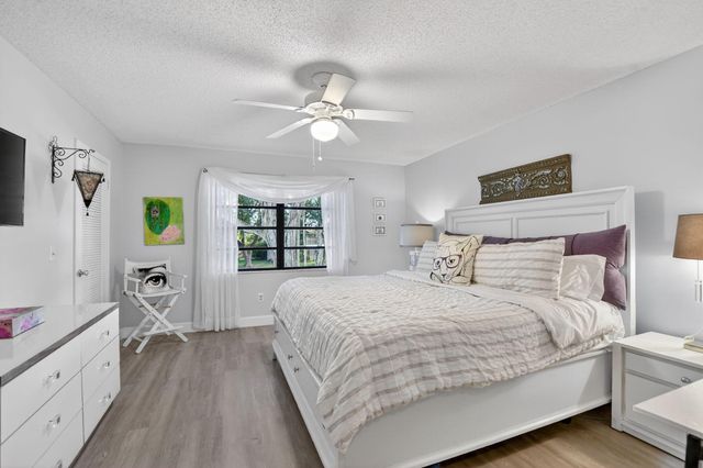 8310 Casa Del Lago B, Boca Raton, FL 33433