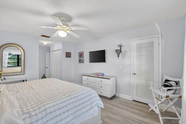 8310 Casa Del Lago B, Boca Raton, FL 33433