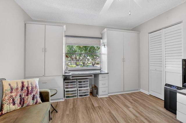 8310 Casa Del Lago B, Boca Raton, FL 33433