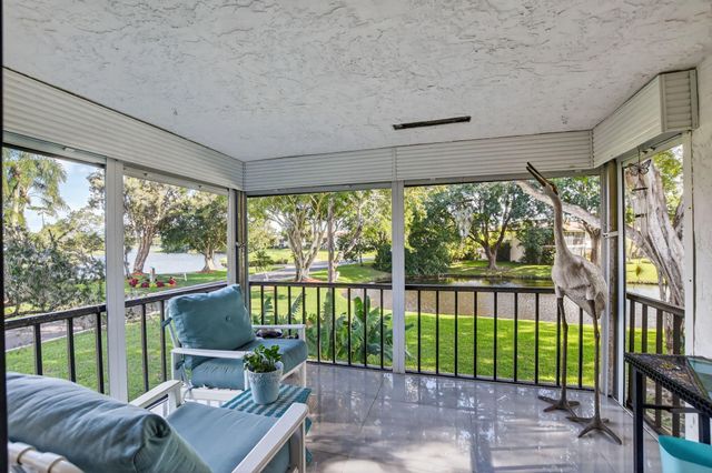 8310 Casa Del Lago B, Boca Raton, FL 33433