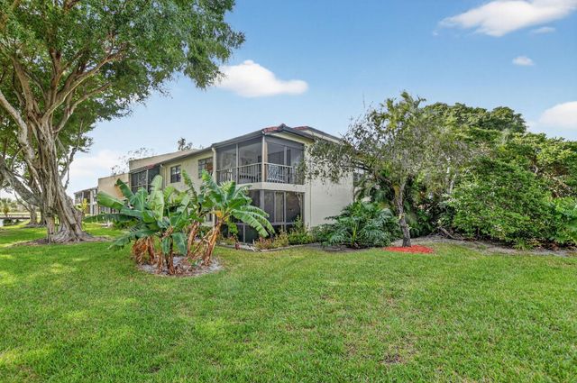 8310 Casa Del Lago B, Boca Raton, FL 33433