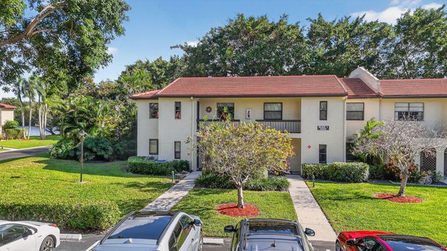 8310 Casa Del Lago B, Boca Raton, FL 33433