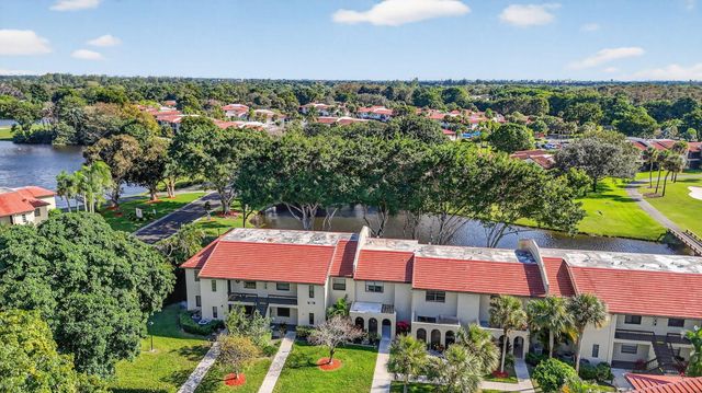 8310 Casa Del Lago B, Boca Raton, FL 33433